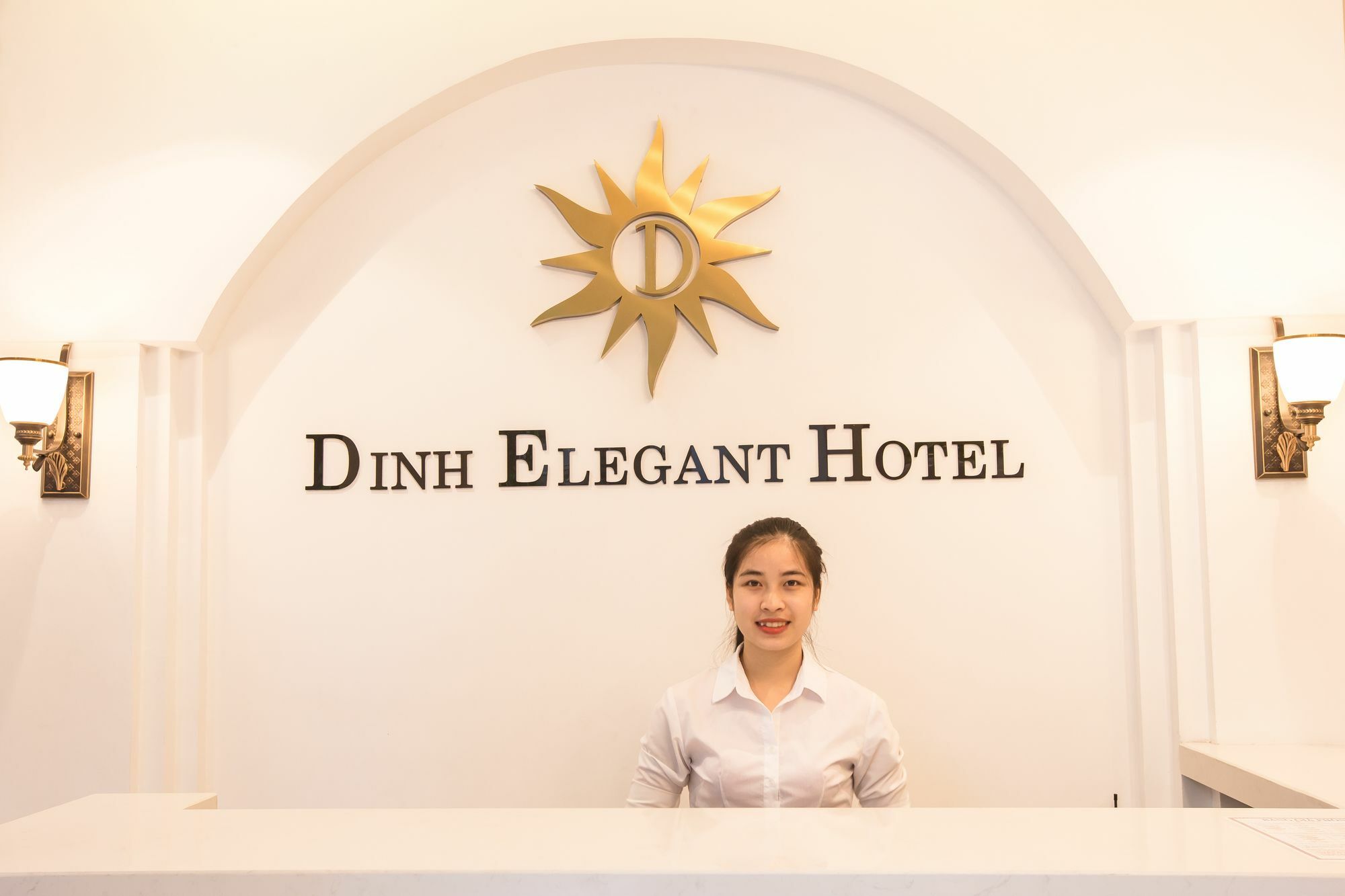 Dinh Elegant Hanoi Hotel Hanói Exterior foto