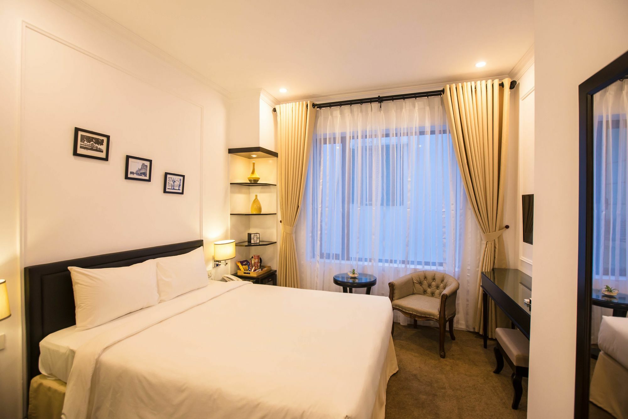 Dinh Elegant Hanoi Hotel Hanói Exterior foto